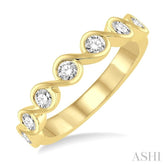 1/2 Ctw Round Cut Diamond Stack Band in 14K Yellow Gold