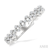 1/5 Ctw Circular Link Round Cut Diamond Fashion Band in 10K White Gold