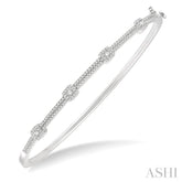 1/2 Ctw Round Cut Diamond Fashion Bangle in 14K White Gold