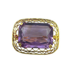 APPRAISED $850 - 18kt Yellow Gold Filigree with 1 Cushion Amethyst (18x13mm) 