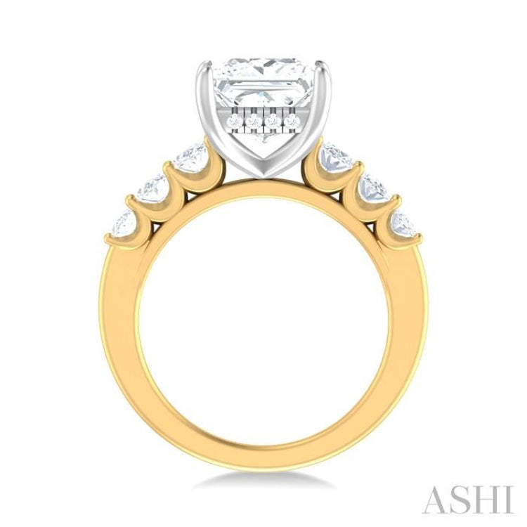 1 1/4 Ctw Princess Shape Oval and Round Cut Diamond Semi Mount Engagement Ring in 14K Yellow and White Gold