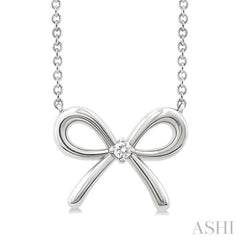 1/50 Ctw Bow Round Cut Diamond Fashion Pendant With Chain in Sterling Silver