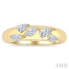 1/2 Ctw 5-Stone Pear and Marquise Cut Diamond Fashion Bold Band in 14K Yellow Gold
