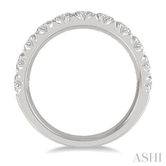 2 Ctw 11 Stone Round Cut Diamond Wedding Band in 14K White Gold