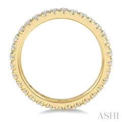 1 Ctw Round Cut Diamond Eternity Wedding Band in 14K Yellow Gold