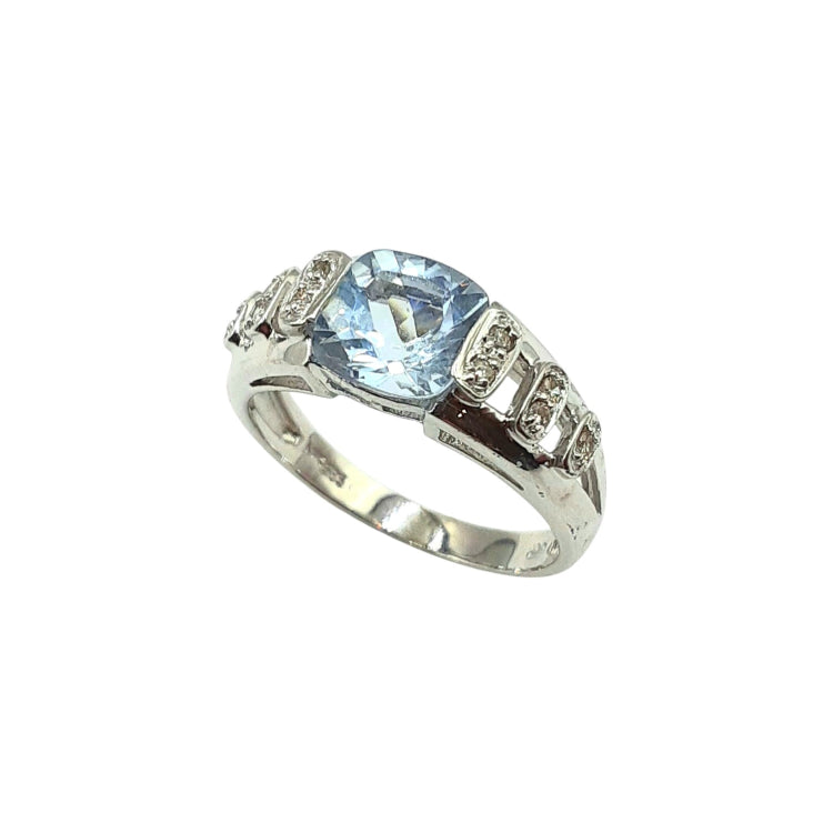 APPRAISED $700 - 14kt White Gold Band with 1 Cushion Cut Aquamarine Center (7mm) with 10 Round Brilliant Diamonds - T. - .10ct in a Bar Set 