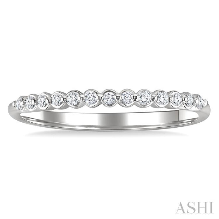 1/10 Ctw Round Cut Diamond Fashion Band in Sterling Silver