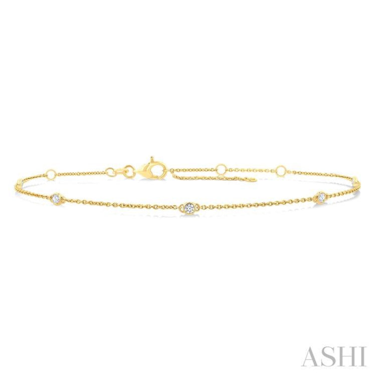1/8 Ctw Round Cut Diamond Station Bracelet in 14K Yellow Gold