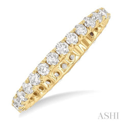 1.00 Ctw Round Cut Diamond Eternity Wedding Band in 14K Yellow Gold