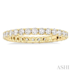 1.00 Ctw Round Cut Diamond Eternity Wedding Band in 14K Yellow Gold