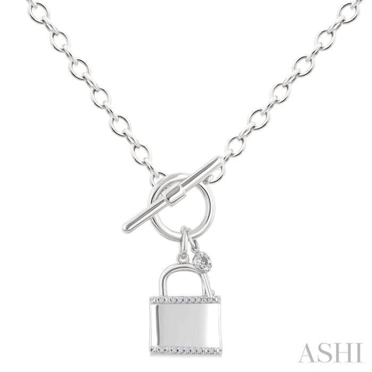1/10 Ctw Lock & Key Toggle Single Cut Diamond Fashion Pendant With Chain in Sterling Silver