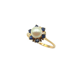 APPRAISED $400- 14KT Yellow Gold Ring with 1 Cultured Pearl (5.5MM) and 6 Round Sapphires (3MM)