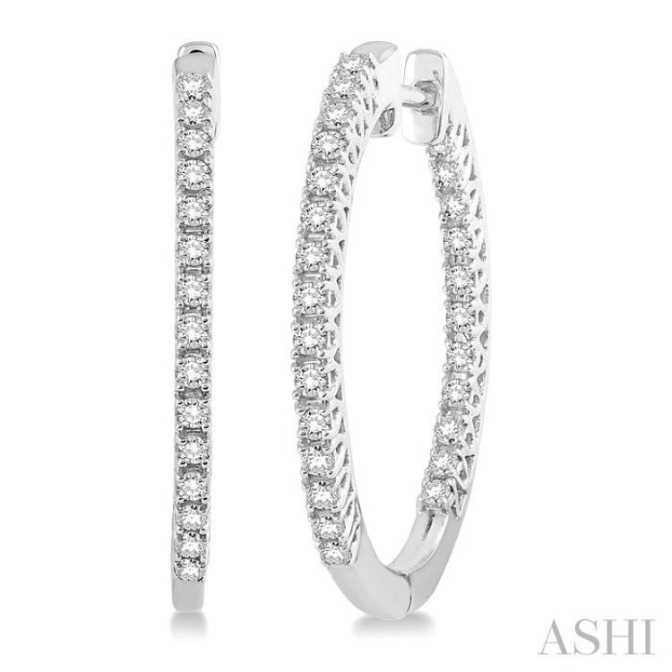 1/2 ctw Round cut Diamond Hoop Earrings in 14K White Gold