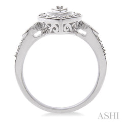 1/20 Ctw Pear Shape Single Cut Diamond Ring in Sterling Silver