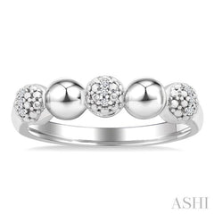 1/20 Ctw Bold Bead Design Round Cut Diamond Fashion Ring in Sterling Silver