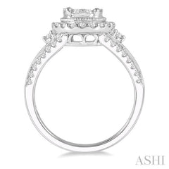 1 1/10 Ctw Lovebright Round Cut Diamond Engagement Ring in 14K White Gold