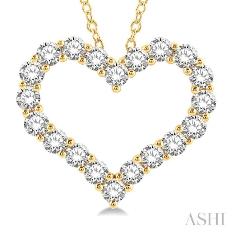 4.00 Ctw Heart Shape Round Cut Diamond Pendant With Chain in 14K Yellow Gold
