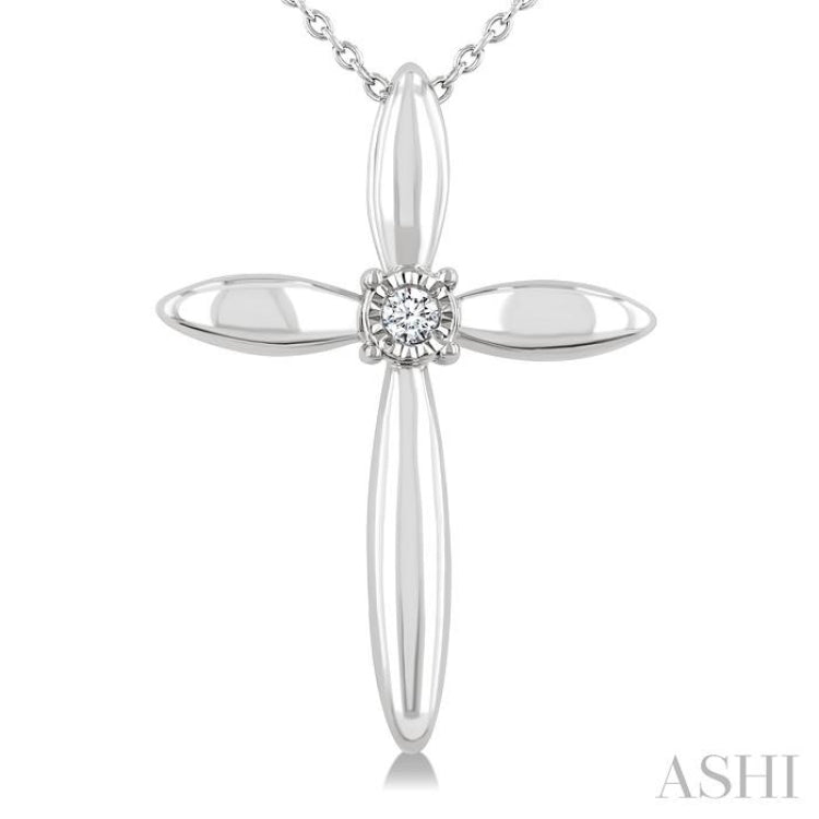 1/50 Ctw Round Cut Diamond Fashion Cross Pendant With Chain in Sterling Silver