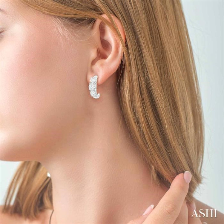1/2 ctw Lovebright Round Cut Diamond Earrings in 14K White Gold