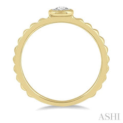 1/50 Ctw Round Cut lattice Diamond Promise Ring in Pyramid shape 10K Yellow Gold