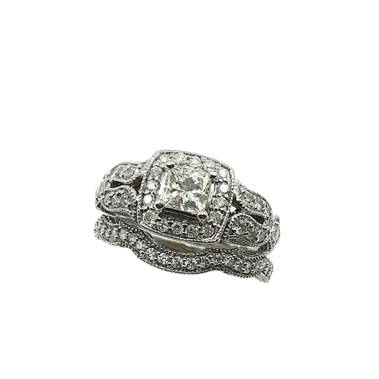 APPRAISED $3100- 14KT White Gold with 1 Princess Cut -EST-.54CT (4.4x4.5x3.2) Surrounded by 32 Round Brilliant Diamonds -T- .40CT in a Halo Designs 