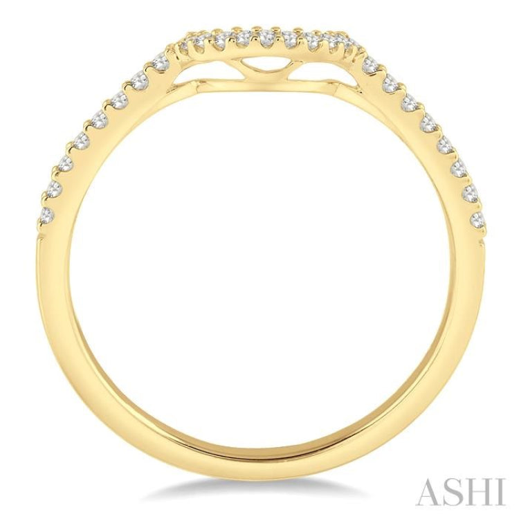 1/6 Ctw Round Cut Diamond Wedding Band in 14K Yellow Gold