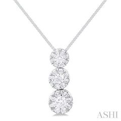 1/4 Ctw Lovebright 3 stone Essential Round Cut Diamond Pendant with Chain in 14K White Gold