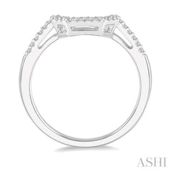 1/8 Ctw Deep Dish Center Round cut Diamond Wedding Band in 14K White Gold
