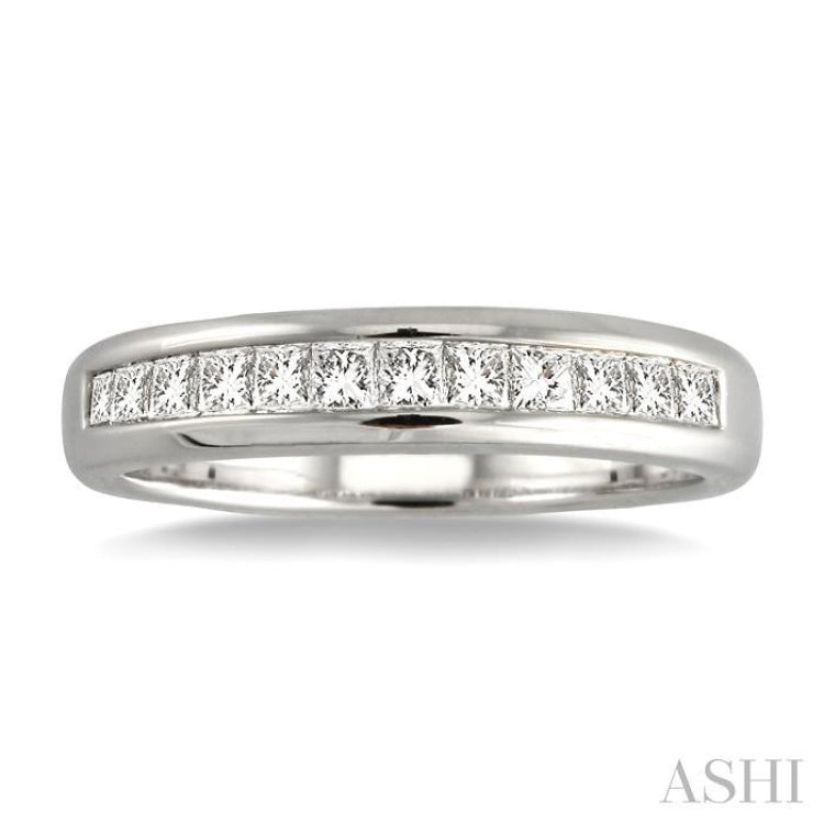 1 Ctw Princess Cut Diamond Wedding Band in 14K White Gold
