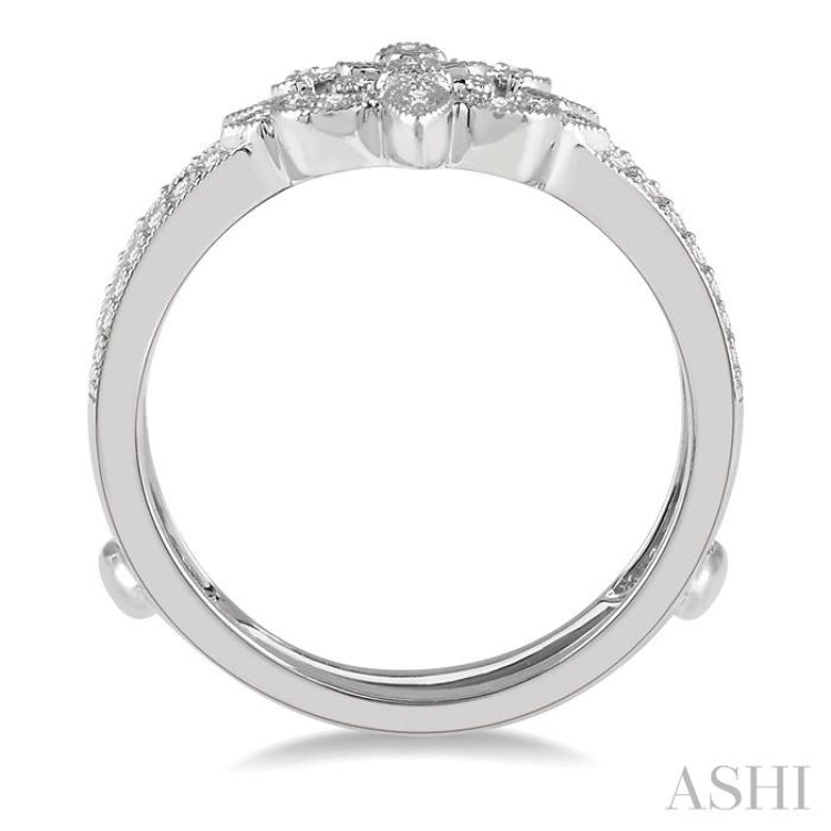 1/4 Ctw Fleur De Lis Round Cut Diamond Insert Ring in 14K White Gold