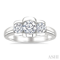 1 Ctw 3-Stone Round Cut Diamond Fashion Ring in 14K White Gold