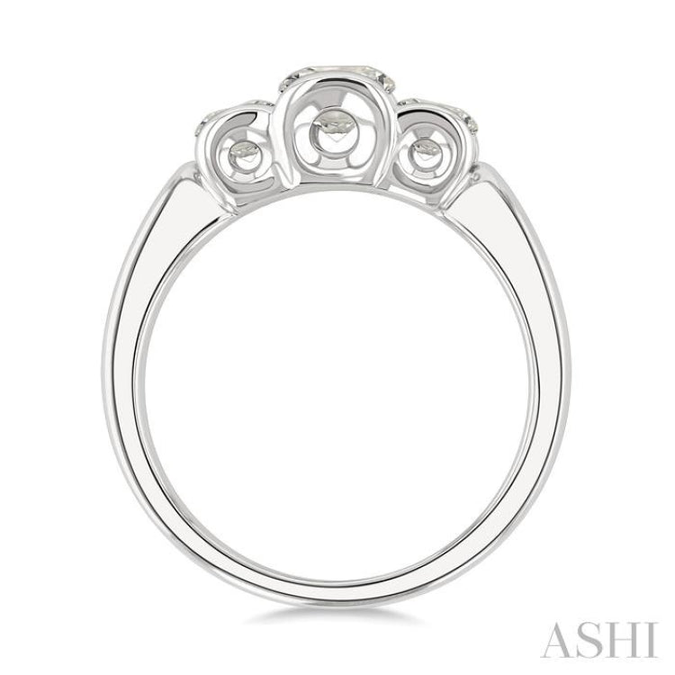 1 Ctw 3-Stone Round Cut Diamond Fashion Ring in 14K White Gold