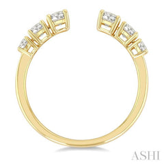 5/8 Ctw Graduated Round Cut Diamond Open Fashion Ring in 14K Yellow Gold