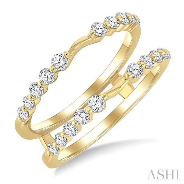 1/2 Ctw Graduated Prong Set Round Cut Diamond Insert Ring in 14K Yellow Gold