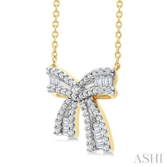 1/3 Ctw Bow Round Cut Diamond Fashion Pendant With Chain in 14k Yellow Gold
