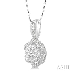 1/2 Ctw Round Cut Diamond Lovebright Pendant in 14K White Gold with Chain