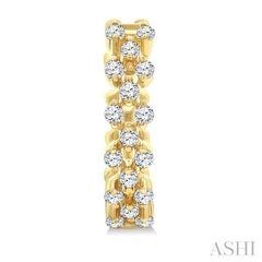 1/4 Ctw Lattice Round Cut Diamond Fashion Hoop Earring in 10K Yellow Gold