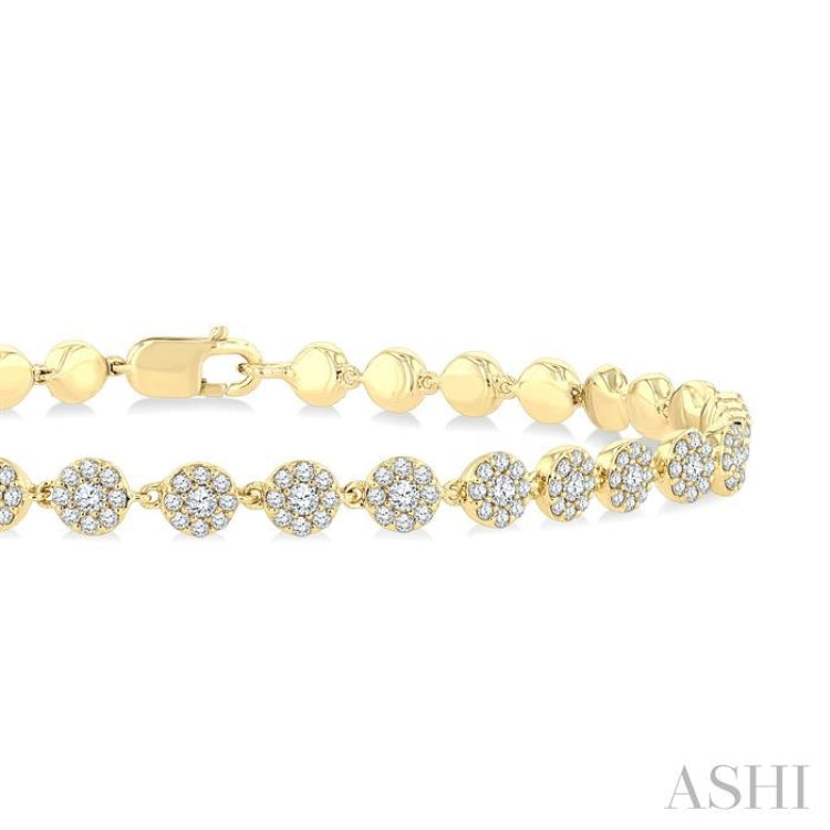 1 1/3 Ctw Cluster Round Cut Diamond Fashion Tennis Bracelet in 14K Yellow Gold