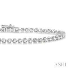 2 Ctw Round Cut Diamond 3-Prong Tennis Bracelet in 14K White Gold