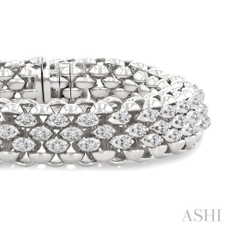 1 1/4 Ctw Bold Weave Round Cut Diamond Fashion Bracelet in 14K White Gold