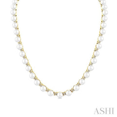 5 MM Cultured Pearl and 1 1/4 Ctw Round Cut Diamond Floral Fashion Necklace in 14K Yellow Gold