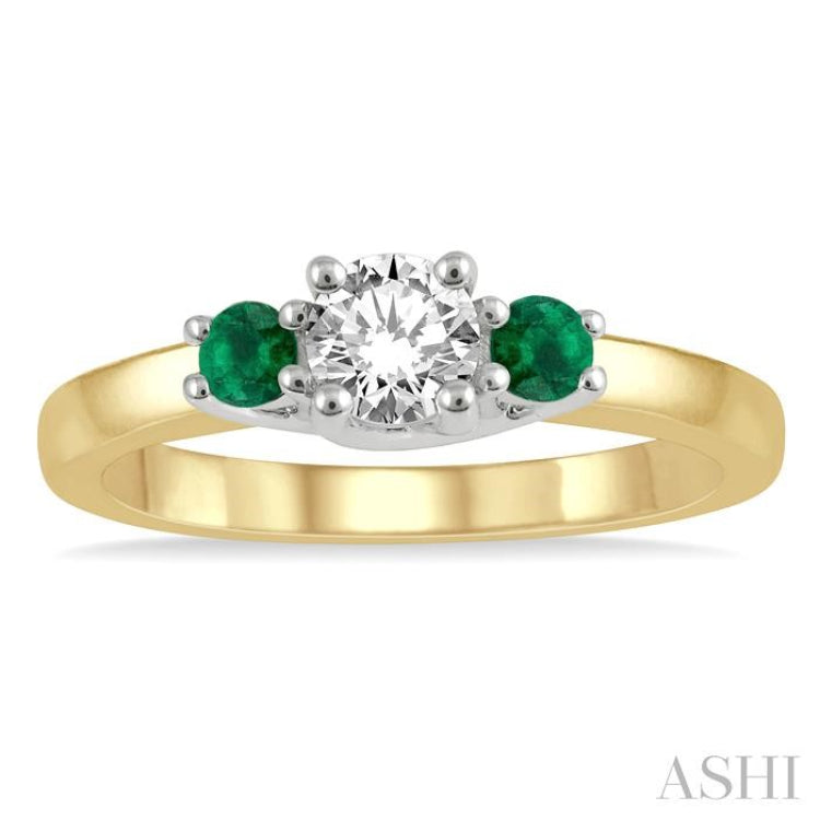 2.70 MM Round Shape Emerald and 1/3 Ctw Past, Present and Future Round Cut Diamond Precious Ring in 14K Yellow and White Gold
