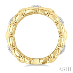 1/10 Ctw Bold Panther Link Round Cut Diamond Fashion Ring in Yellow Gold Vermeil