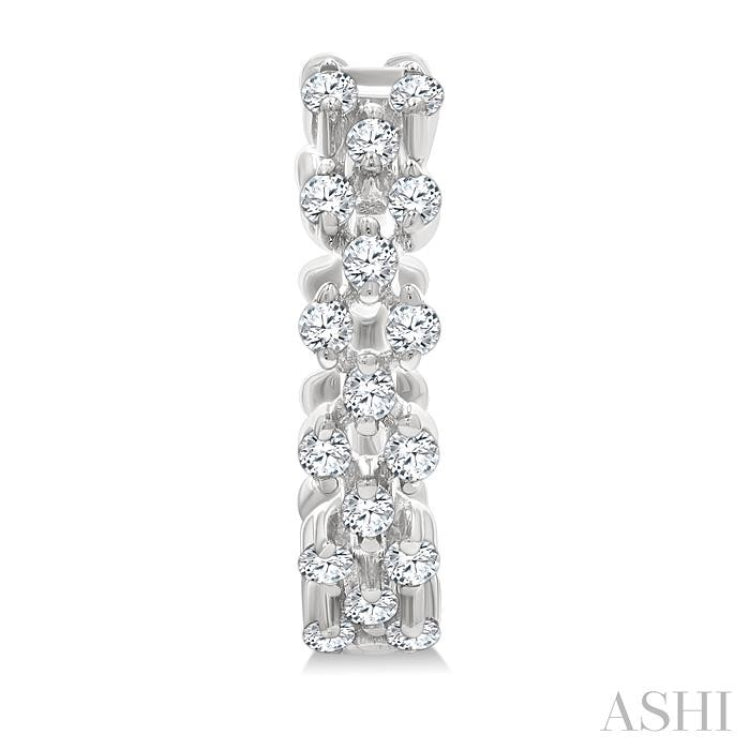 1/4 Ctw Lattice Round Cut Diamond Fashion Hoop Earring in 10K White Gold