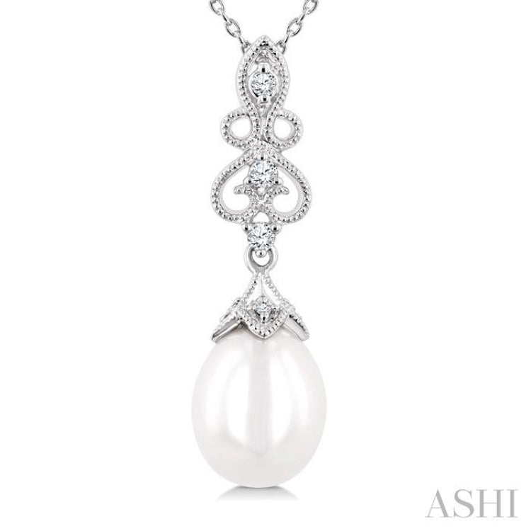 10X8 MM Cultured Pearl and 1/20 Ctw Round Cut Diamond Fashion Pendant With Chain in 10K White Gold