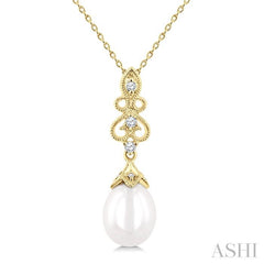 10X8 MM Cultured Pearl and 1/20 Ctw Round Cut Diamond Fashion Pendant With Chain in 10K Yellow Gold