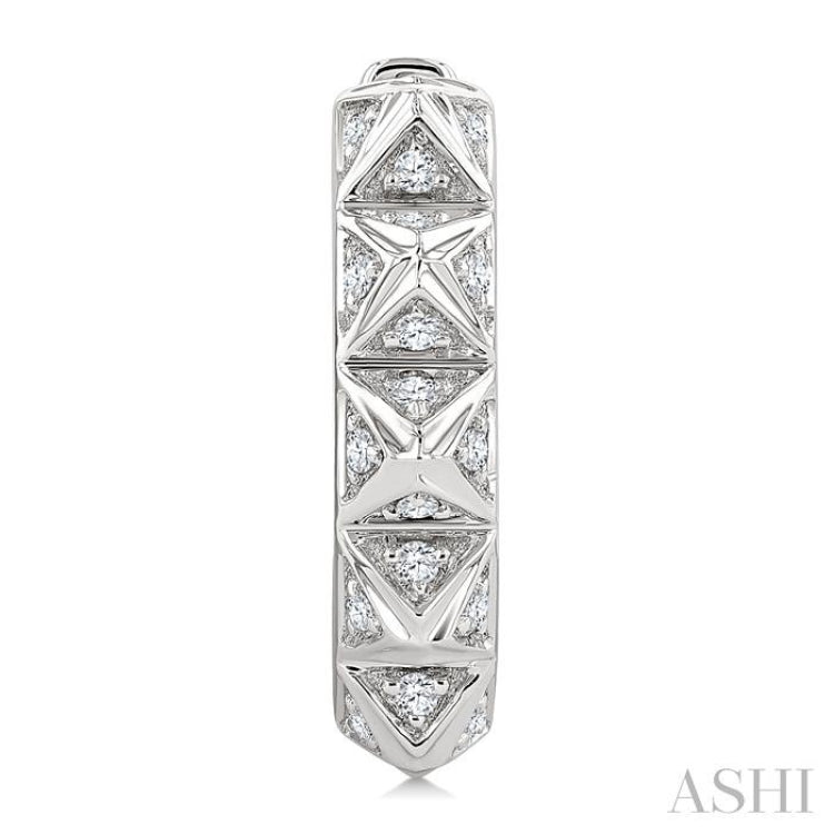 1/4 Ctw Pyramid Accent Round Cut Diamond Fashion Hoop Earring in 10K White Gold