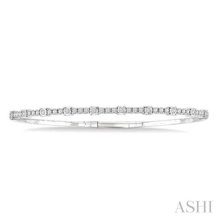 3/4 Ctw Round Cut Diamond Illusion Flex Bangle in 14K White Gold