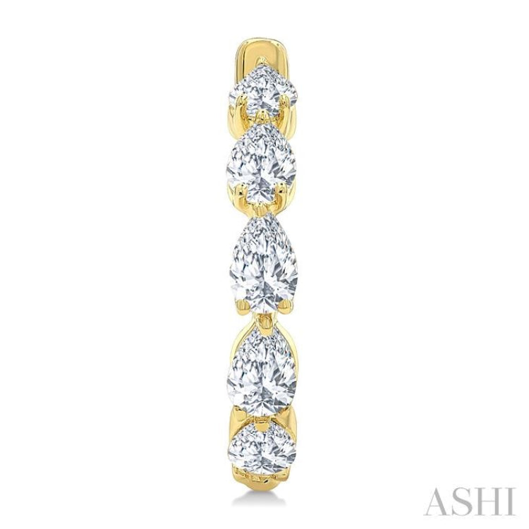 3/4 Ctw Pear Cut Diamond Link Fashion Half Hoop Earring in 14K Yellow Gold
