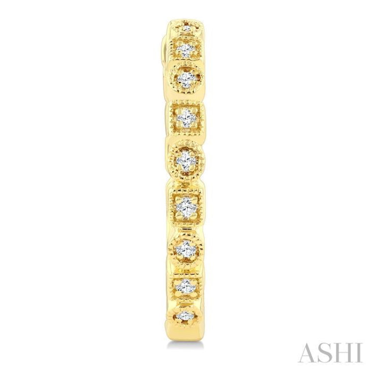 1/8 Ctw Geometric Carving Round Cut Diamond Fashion Hoop Earring in 10K Yellow Gold